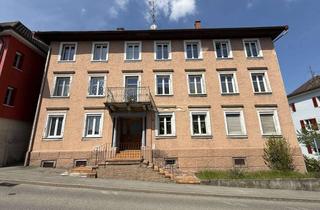 Anlageobjekt in Otto-Dix-Straße 42, 78244 Gottmadingen, Vielseitiges 3-Familienhaus mit Potenzial zur Wertsteigerung