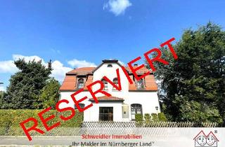 Haus kaufen in 91239 Henfenfeld, Schmuckkästchen mit Altbau-Charme und Potential von 1919 in Henfenfeld zum Kauf