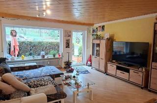 Wohnung kaufen in 78098 Triberg, Triberg im Schwarzwald - Ansprechende 3-Zi-EG-Wohnung inkl. Garage