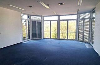 Büro zu mieten in 51491 Overath, Hier ist vieles möglich! Helle Büro- oder Praxisräume in guter Lage von Overath-Immekeppel