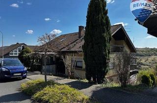 Einfamilienhaus kaufen in 35767 Breitscheid, Einfamilienhaus mit Garage, Garten und großem Süd-Balkon