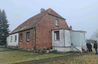 Doppelhaushälfte kaufen in 17309 Pasewalk, Pasewalk - Bewohnbares Haus bei 17309 Viereck