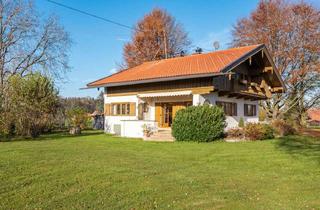 Haus kaufen in 83703 Gmund, Gmund am Tegernsee: Stilvoller Landsitz m. ca. 3.400 m2 Parkgrundstück in Ortsrandlage m. Bergblick!