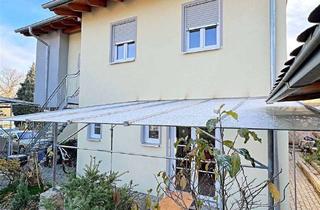 Wohnung kaufen in 93142 Maxhütte-Haidhof, Eine Wohnung mit Charme! Außergewöhnliche 3-Zimmer-Terrassenwohnung in Maxhütte-Haidhof