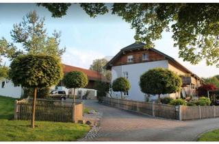 Bauernhaus kaufen in 84371 Triftern, WUNDERSCHÖN SANIERTER DREISEITEN-BAUERNHOF