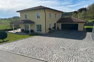 Haus kaufen in 94133 Röhrnbach, Röhrnbach - Toskanahaus in ruhiger Randlage.