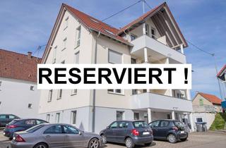 Wohnung kaufen in 72184 Eutingen, Gepflegte 2-Zimmer Wohnung im EG mit Einbauküche, Terrasse & Stellplatz