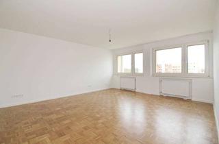 Wohnung mieten in Adolf-Baeyer-Damm 30, 81735 Perlach, Frisch sanierte, helle 1,5-Zimmer-Wohnung mit Balkon