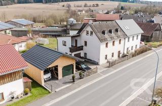Doppelhaushälfte kaufen in 95632 Wunsiedel, Teilmodernisierte Doppelhaushälfte mit Garage, neuem Bad & viel Platz in Furthammer bei Wunsiedel