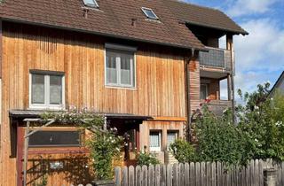 Doppelhaushälfte kaufen in 75217 Birkenfeld, Sonnige Doppelhaushälfte in zentraler Lage mit Garten und Garage