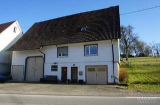 Bauernhaus kaufen in 78736 Epfendorf, Haus mit großem Garten, Stall und Scheune...