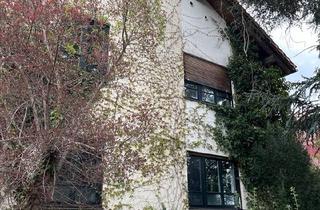 Einfamilienhaus kaufen in 83278 Traunstein, Traunstein - Rarität in München: Großes Grundstück mit Haus und Doppelgarage