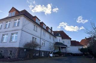 Haus kaufen in Lanzenhainerstraße 6A, 36358 Herbstein, Geräumiges, preiswertes 17-Zimmer-Seminarhaus/ Tagungshaus in Herbstein