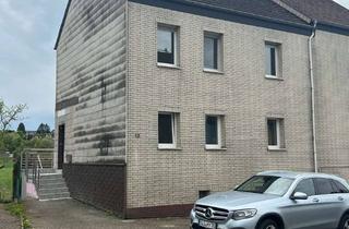 Doppelhaushälfte kaufen in 66557 Illingen, Renovierte Doppelhaushälfte mit Ausbaupotential in Illingen-Uchtelfangen zu verkaufen