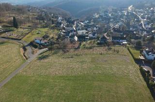 Grundstück zu kaufen in In Der Heck 10, 56379 Winden, Wohlfühlen in Winden – Bauplätze für Familien im Grünen