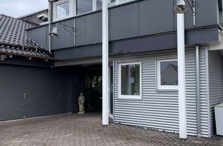 Einfamilienhaus kaufen in 72800 Eningen, Charmantes Einfamilienhaus mit Wintergarten und großem Grundstück in zentraler Lage