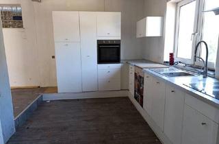 Haus kaufen in 67487 Maikammer, Sankt Martin - ObjNr:19681 - Kleines Haus mit Nebengebäude in Sankt Martin