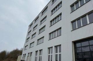 Geschäftslokal mieten in 95126 Schwarzenbach, Großzügige Lagerfläche mit Lastenaufzug im 1. OG (ca. 1.284 m²) in verkehrsgünstiger Lage - LKW-Zufahrt auf dem Areal