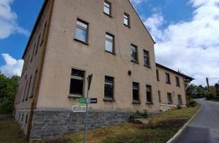 Gewerbeimmobilie kaufen in 08209 Auerbach, Objekt-Nr.: 2625 - frei stehendes Mehrfamilienhaus (früher Gaststätte / Pension - 600 m²) mit schöner sanierter Wohnung im Anbau (105 m²) auf großem Grundstück in Auerbach (OT Schnarrtanne)