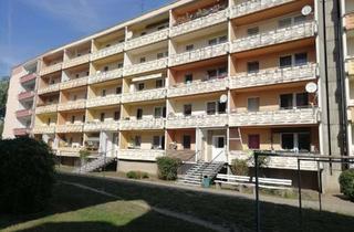 Wohnung mieten in 39261 Zerbst, Helle 3-Raum-Wohnung mit Badewanne und Balkon in Zerbst