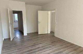 Wohnung mieten in Am Sohr 91, 08261 Schöneck, Umzugsbonus... 2 Monate kaltmietfrei!! Großzügige 2 Raumwohnung im 1. OG mit Dusche + Balkon