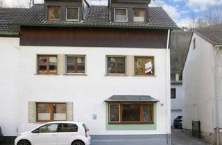 Einfamilienhaus kaufen in 53505 Altenahr, Großes Einfamilienhaus mit Ferien-Apartment direkt am Rotweinwanderweg.