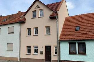 Reihenhaus kaufen in 06556 Artern, Einfamilienreihenhaus mit Anbau (Stadthaus) in ruhiger Lage von Artern