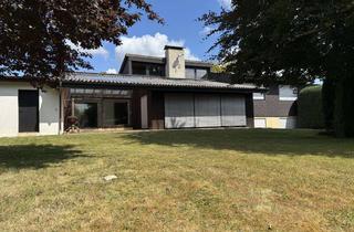 Haus mieten in 61273 Wehrheim, Einzigartiges Architektenhaus in ruhiger Lage von Wehrheim – Großzügig, gepflegt & naturnah!
