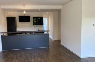 Wohnung mieten in Voßstraße 26, 10117 Mitte, Großzügige 2 Zimmerwohnung mit Terrasse im Herzen von Berlin