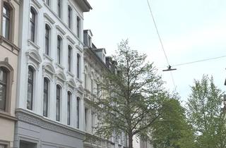 Immobilie kaufen in Hünefeldstr. 86, 42285 Barmen, PKW-Stellplätze oder Baugrundstück direkt an der Wupper