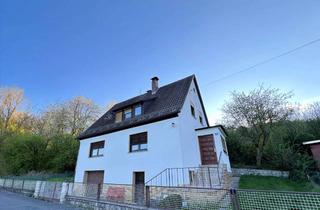 Einfamilienhaus kaufen in 96482 Ahorn, Freistehendes Einfamilienhaus mit Garten und Ausbaupotenzial in Ahorn - Finkenau