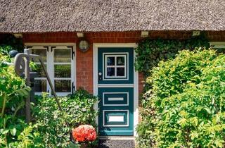 Haus kaufen in 24582 Brügge, Reetdach Traum und eigenem Eider Ufer für Individualisten