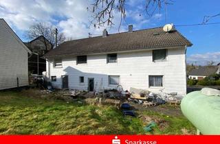 Einfamilienhaus kaufen in 57638 Schöneberg, Schöneberg, großes Einfamilienhaus mit Garten und Schuppen in ruhiger Ortsrandlage