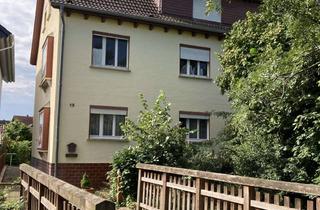 Haus kaufen in 69198 Schriesheim, 3 Wohnungen in einem Doppelhaus mit Nebengebäude zentrale Lage in Schriesheim