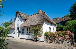 Immobilie mieten in 25938 Oevenum, Lust auf Homeoffice am Meer? Liebevoll saniertes Reetdachhaus für bis zu 2 Personen auf Föhr