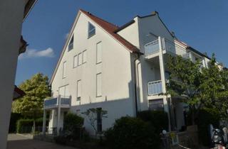 Wohnung mieten in Robert-Koch-Straße 22, 22 a-b, 86343 Königsbrunn, AUFGEPASST! SCHMUCKKÄSTCHEN MIT DACHTERRASSE, NEUER EINBAUKÜCHE, NEUEM VINYLBODEN, BAD MIT FENSTER