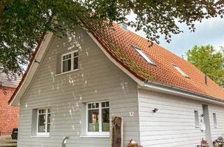 Einfamilienhaus kaufen in 25879 Süderstapel, Stapel - Vollständig saniertes Einfamilienhaus mit großem Garten