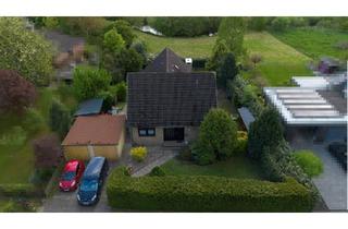 Einfamilienhaus kaufen in 24613 Aukrug, Aukrug - Großzügiges Einfamilenhaus in attraktiver Süd-Hanglage