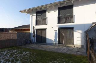 Haus kaufen in 83556 Griesstätt, Griesstätt - DHH mit gehobener Ausstattung in Griesstätt, mit Carport und 2 Stellplätzen