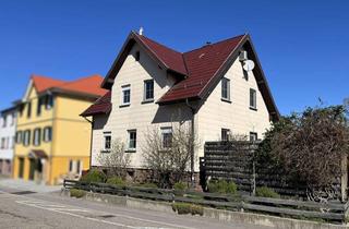 Haus kaufen in Hauptstraße 31, 75331 Engelsbrand, Engelsbrand: Kleines, gepflegtes Wohnhaus mit herrlichem Freisitz
