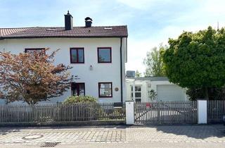 Doppelhaushälfte kaufen in 82223 Eichenau, Doppelhaushälfte mit Charme – kernsaniert - mit Pool