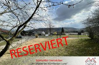 Grundstück zu kaufen in 91077 Neunkirchen, Klein aber fein! Sonniges Grundstück mit herrlicher Fernsicht im Neunkirchener Ortsteil Ermreuth