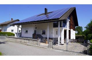 Mehrfamilienhaus kaufen in Bachlweg, 94227 Zwiesel, TOP Mehrfamilienhaus mit 4 Einheiten inkl. PV-Anlage auf Erbbaurechtsgrundstück