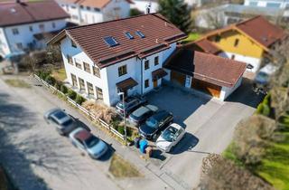 Mehrfamilienhaus kaufen in 83626 Valley, Investieren oder selbst nutzen: Mehrfamilienhaus mit Gewerbe- und Wohnflächen im Mischgebiet