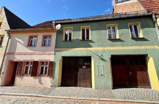 Haus kaufen in 15926 Luckau, Einmalige Gelegenheit in bester Lage: Stadthäuser mit Innenhof, Werkstatt & Ausbaumöglichkeit am Par