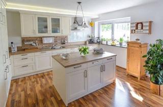 Wohnung kaufen in 73079 Süßen, Neubauprojekt in Süßen! Tolle 4-Zimmer-Wohnung, ideal für Familien, 1. OG, großer Balkon, Aufzug !