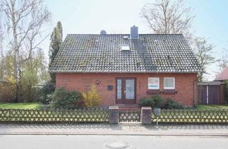 Haus kaufen in Finkenweg 30, 21368 Dahlenburg, 5-Zi.-EFH mit Garten, Garage und 2 Freistellplätzen in Dahlenburg - Erbbaurecht