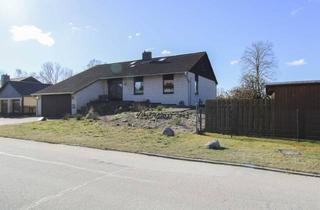 Einfamilienhaus kaufen in Iseweg 17, 38524 Sassenburg, Greifen Sie zu! Großes Einfamilienhaus samt großen Garten und 2 Garagen in Feldrandlage