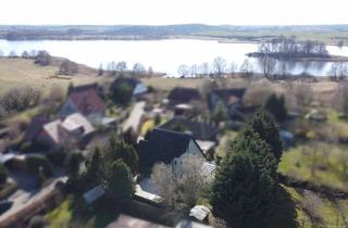 Haus kaufen in Am Wanzkaer See, 17237 Blankensee, Geräumiger Familientraum: 6-Zimmer EFH mit Keller und Garten unweit vom Wanzkaer See