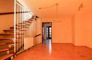 Reihenhaus kaufen in Virchowstraße 63, 91154 Roth, Ideal für die junge Familie! Bezugsfreies Reihenhaus am Waldrand in 30er Zone!
